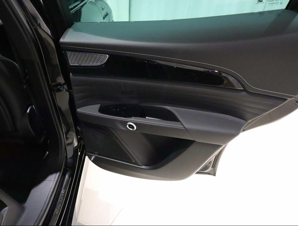 new 2025 Maserati Grecale car, priced at $98,505