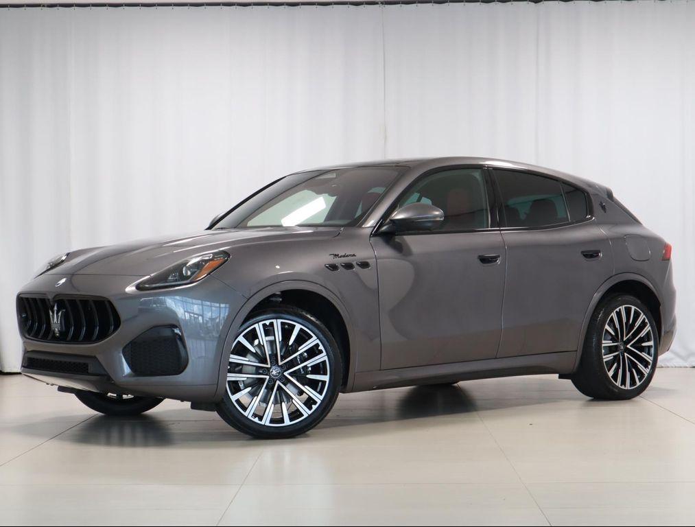 new 2025 Maserati Grecale car, priced at $105,695