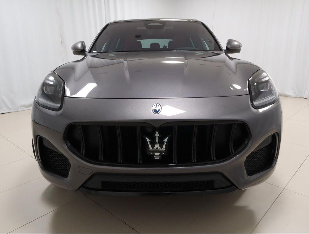 new 2025 Maserati Grecale car, priced at $105,695