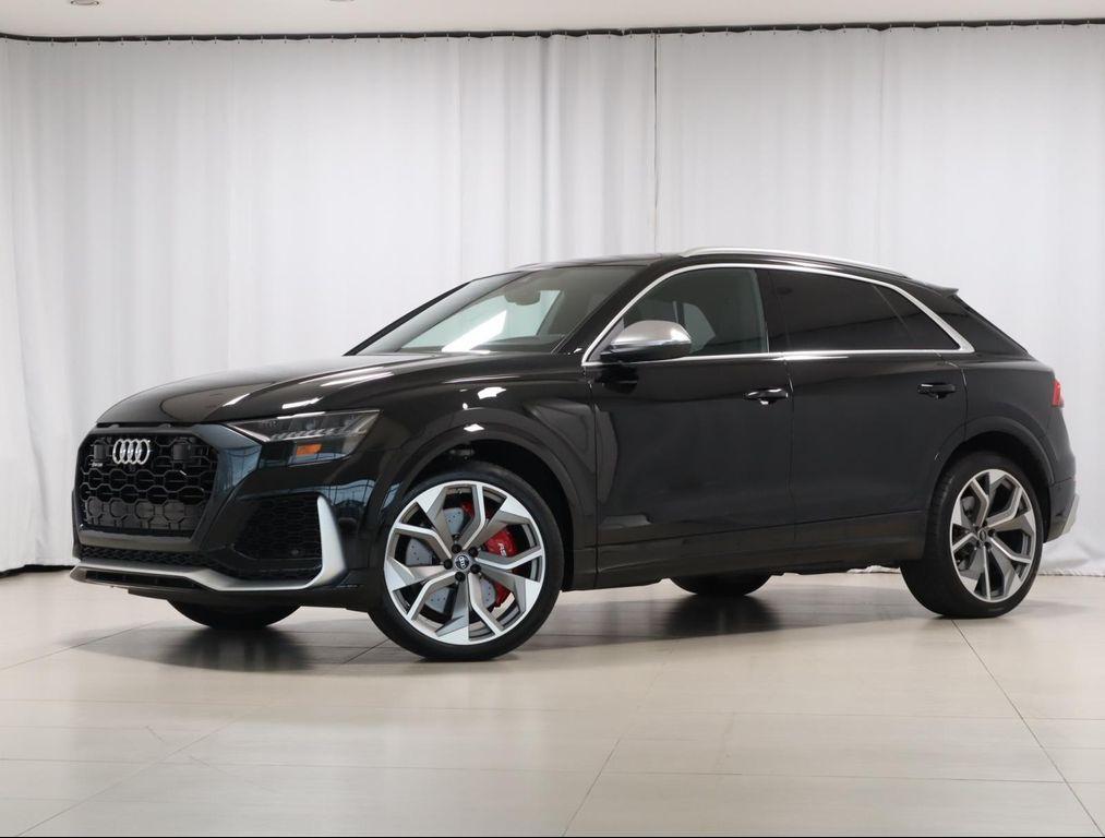 used 2023 Audi RS Q8 car