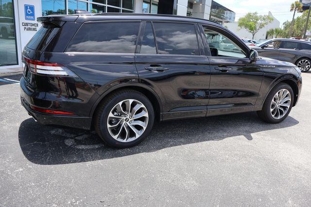 new 2025 Lincoln Aviator car, priced at $65,776