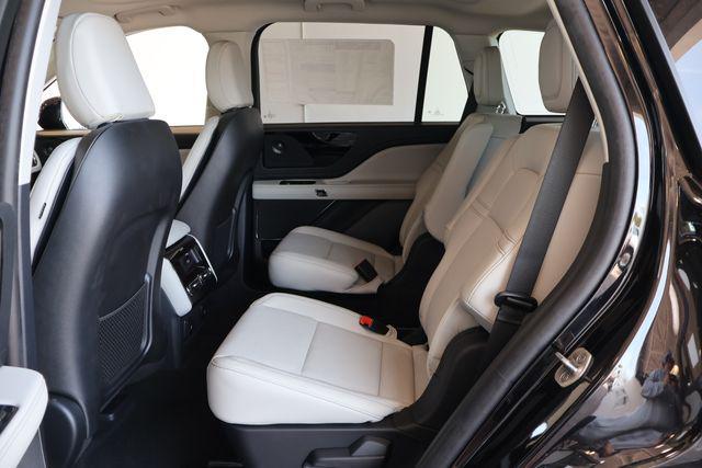 new 2025 Lincoln Aviator car, priced at $65,776