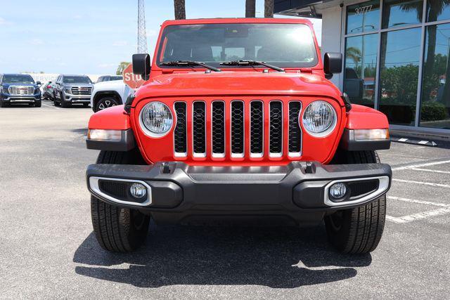 used 2020 Jeep Gladiator car, priced at $28,537