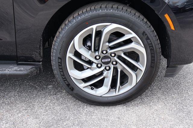 new 2026 Lincoln Navigator car, priced at $97,409