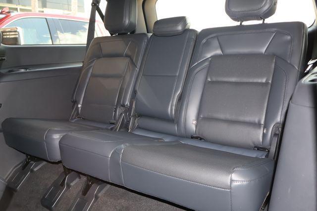new 2026 Lincoln Navigator car, priced at $115,360