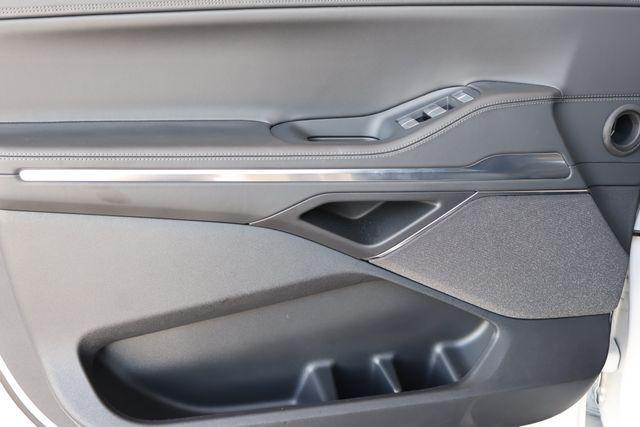 new 2025 Lincoln Navigator car, priced at $101,493