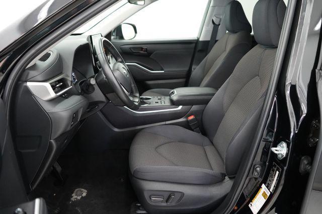 used 2024 Toyota Highlander car, priced at $34,450