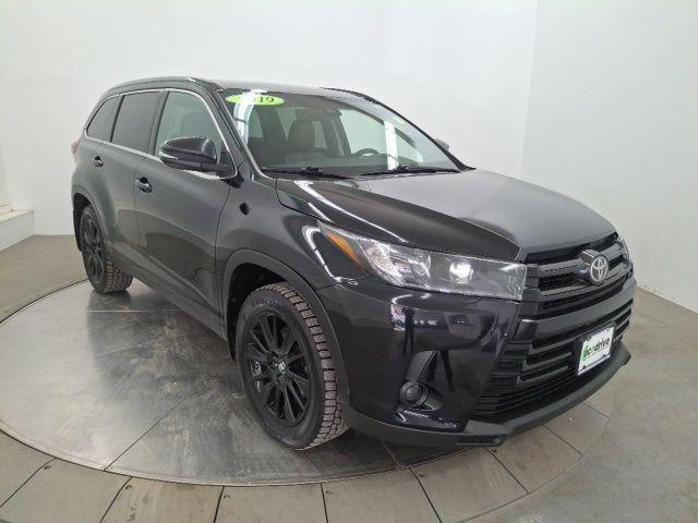 used 2019 Toyota Highlander car, priced at $22,583