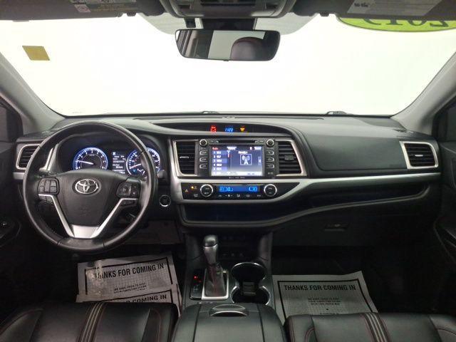used 2019 Toyota Highlander car, priced at $22,583