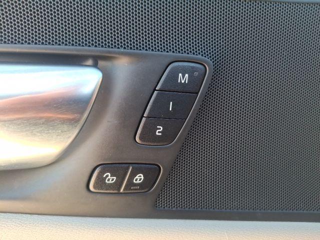 used 2021 Volvo XC60 car, priced at $21,768