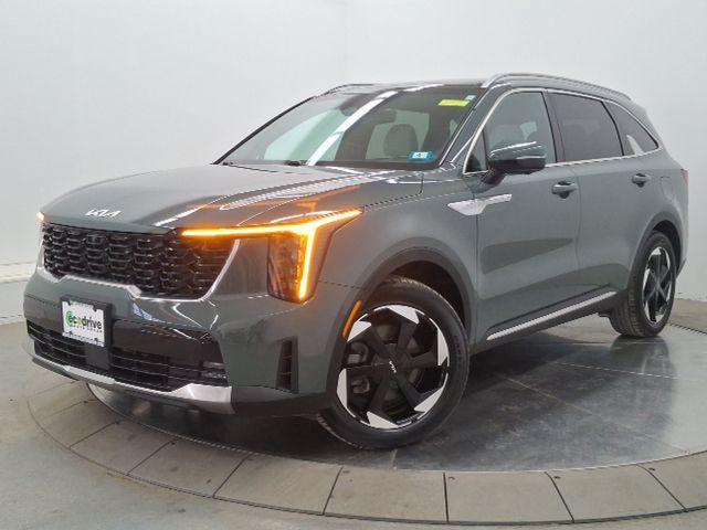 used 2025 Kia Sorento Hybrid car, priced at $36,990