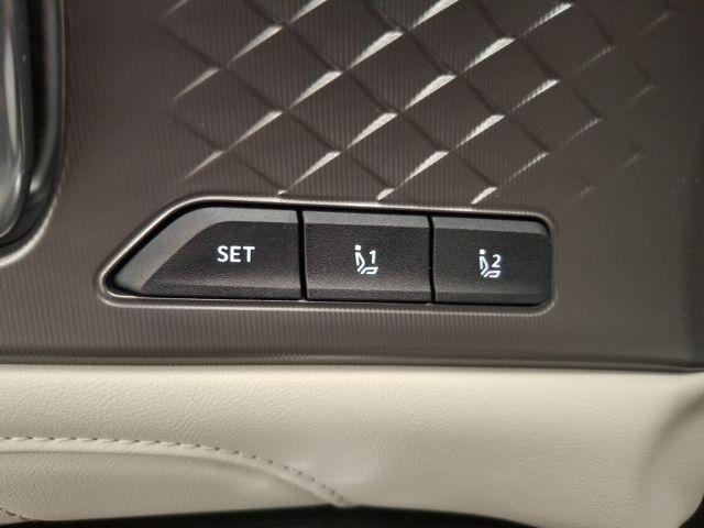 used 2025 Kia Sorento Hybrid car, priced at $36,990