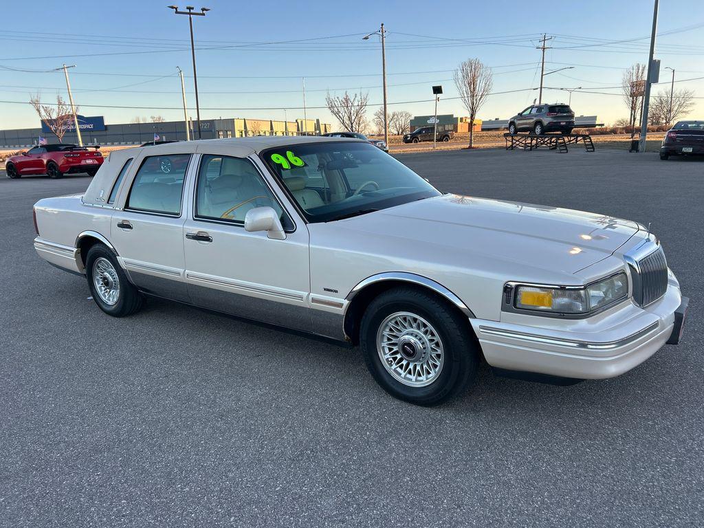 used 1996 Lincoln Town Car car, priced at $6,783