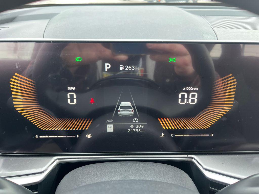 used 2024 Kia Sorento car, priced at $23,274