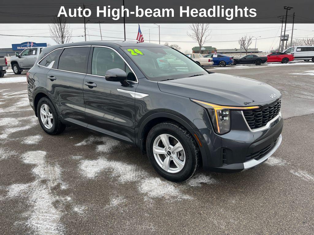 used 2024 Kia Sorento car, priced at $23,274