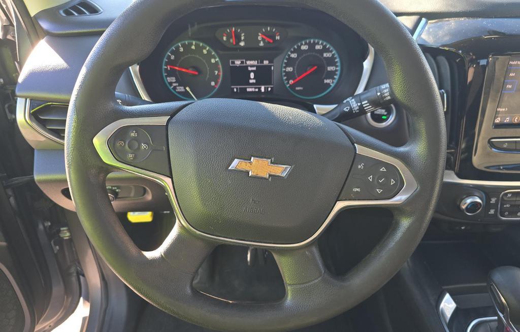 used 2021 Chevrolet Traverse car, priced at $17,199