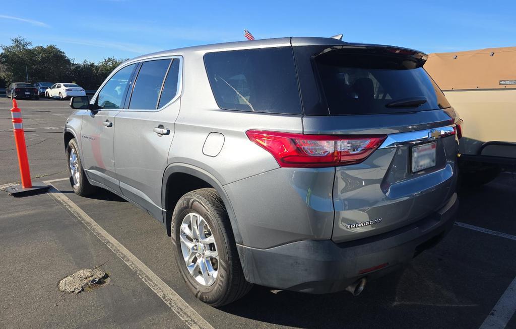 used 2021 Chevrolet Traverse car, priced at $17,199
