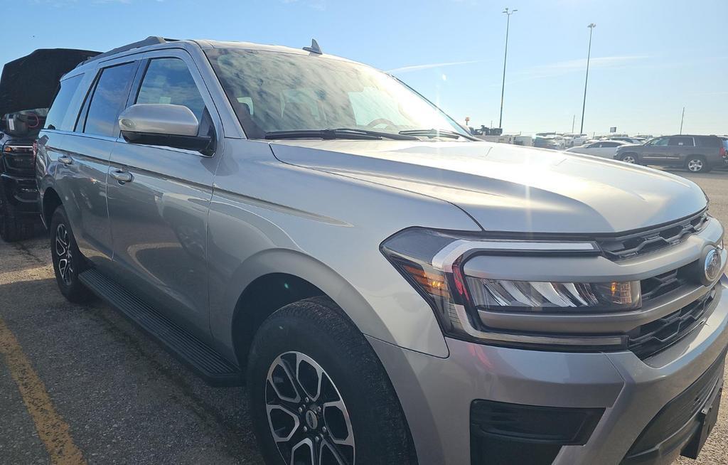 used 2024 Ford Expedition car, priced at $45,497