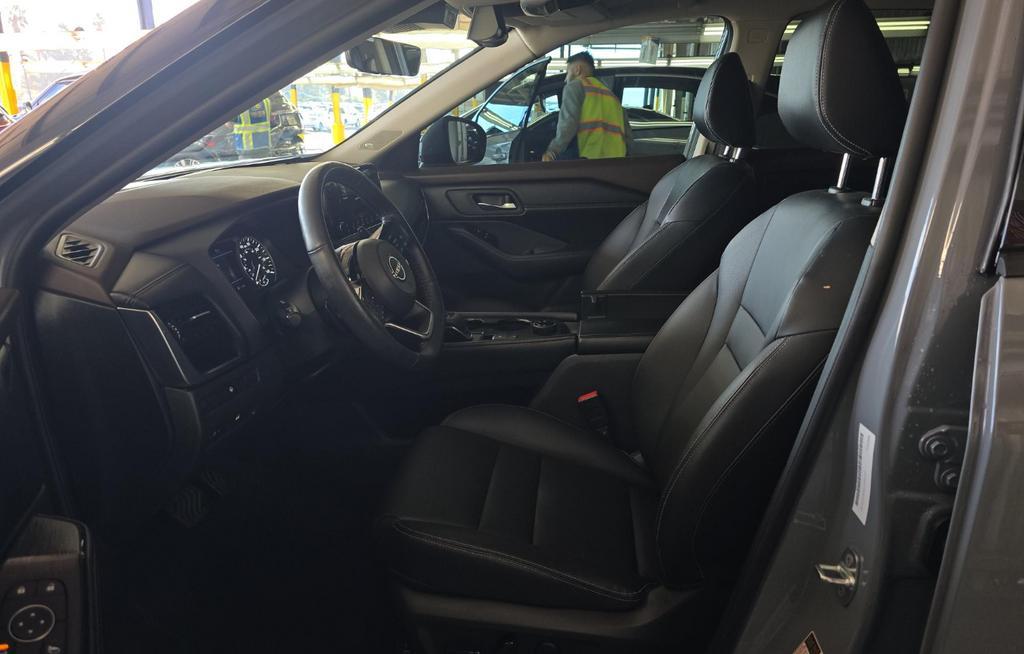 used 2023 Nissan Rogue car, priced at $24,997