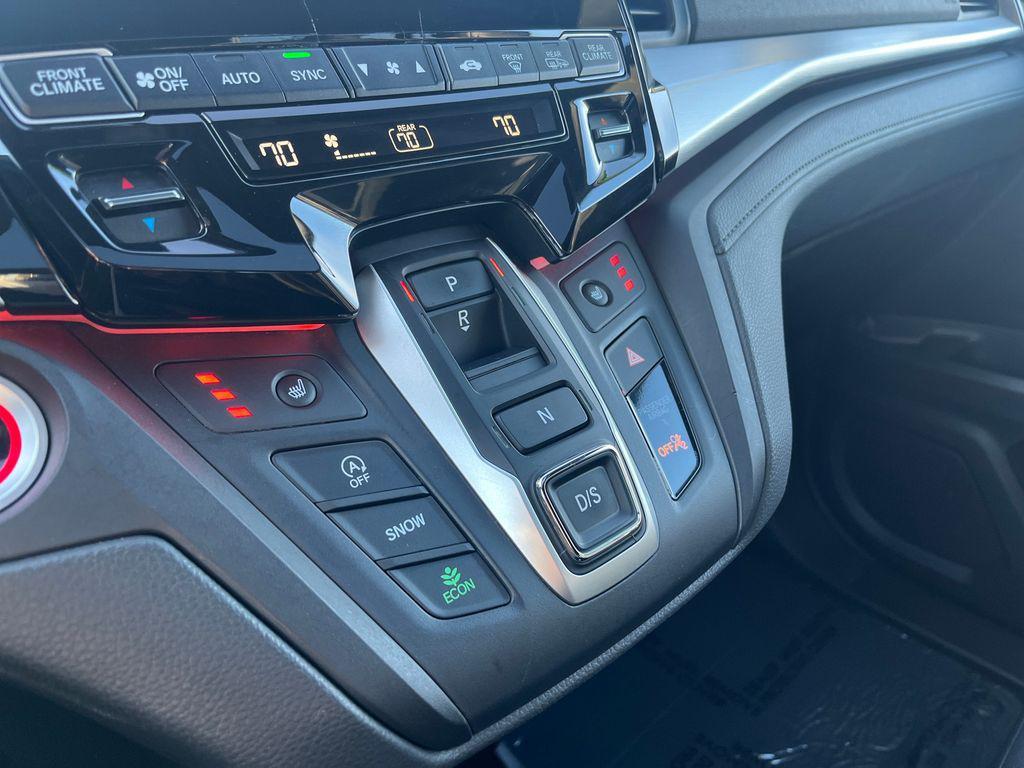 used 2024 Honda Odyssey car, priced at $32,370