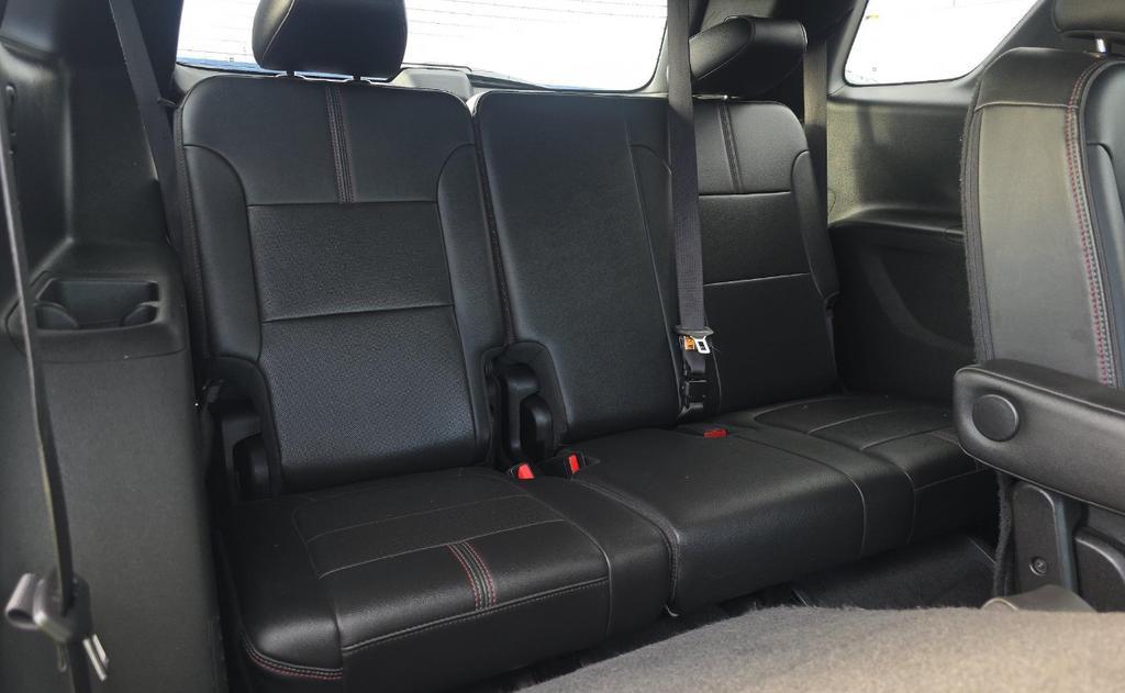 used 2022 Chevrolet Traverse car, priced at $33,980