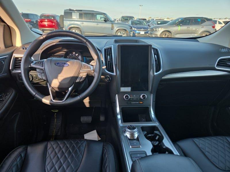 used 2024 Ford Edge car, priced at $29,895