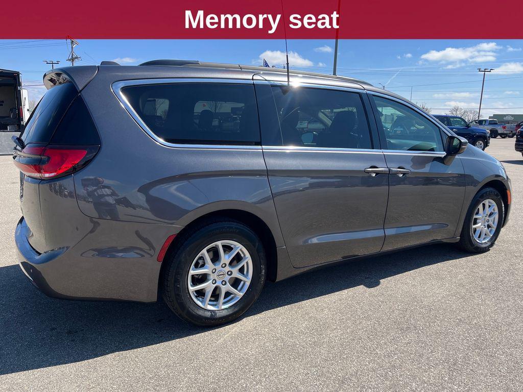 used 2022 Chrysler Pacifica car, priced at $18,748