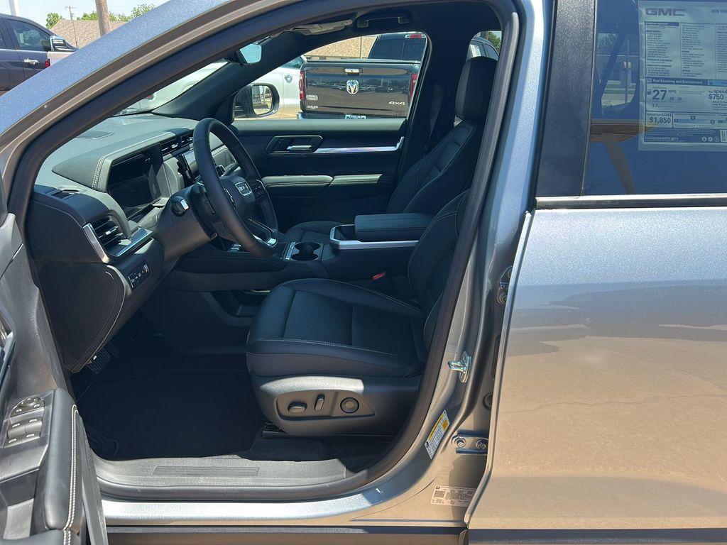 new 2026 GMC Terrain car, priced at $34,028
