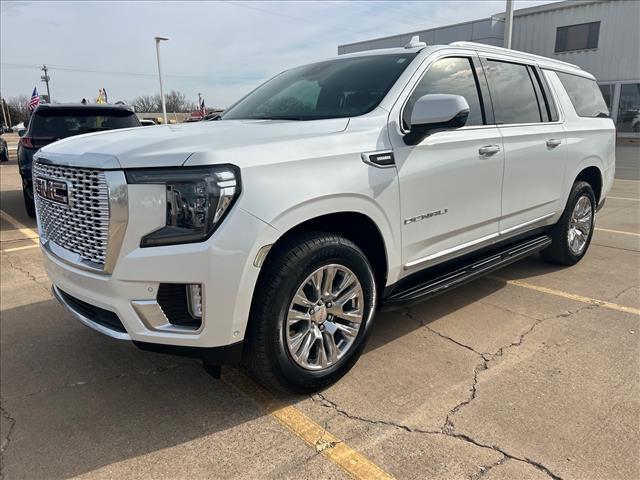 used 2024 GMC Yukon XL car, priced at $69,824
