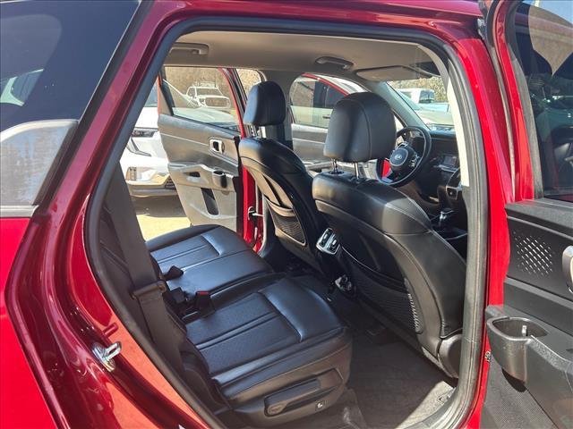 used 2021 Kia Sorento car, priced at $22,875