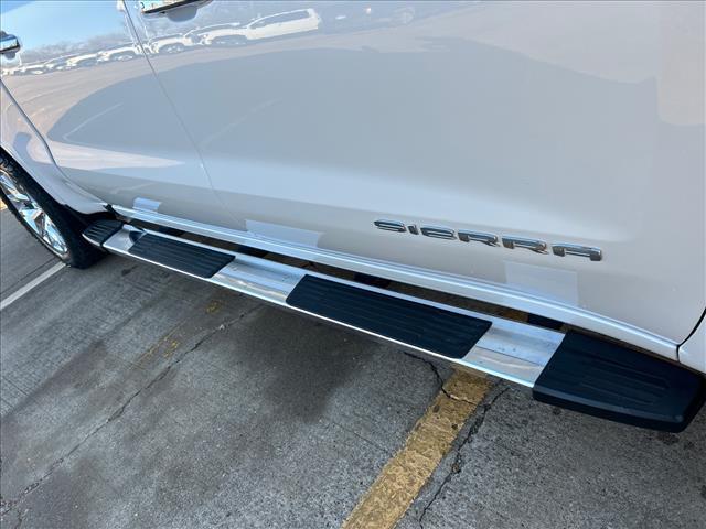 used 2022 GMC Sierra 1500 car, priced at $36,475