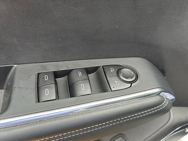 used 2025 GMC Acadia car, priced at $36,950