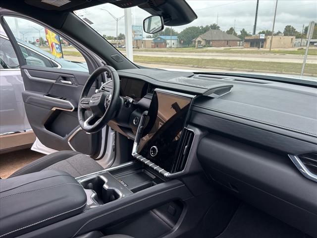 used 2025 GMC Acadia car, priced at $36,950