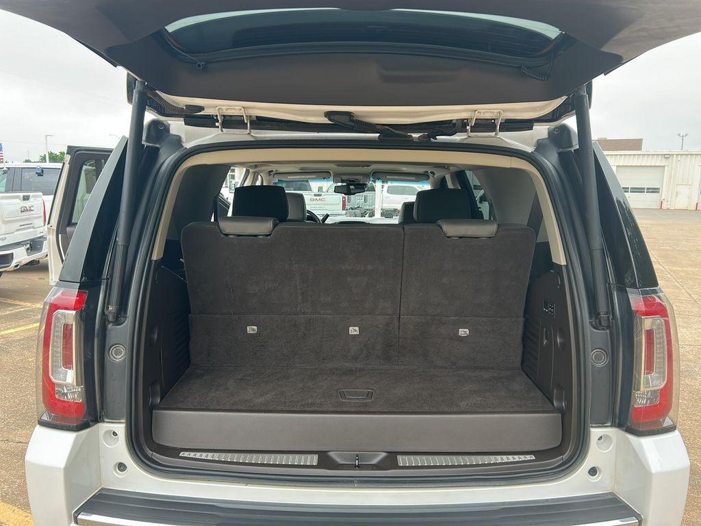 used 2020 GMC Yukon car, priced at $32,875