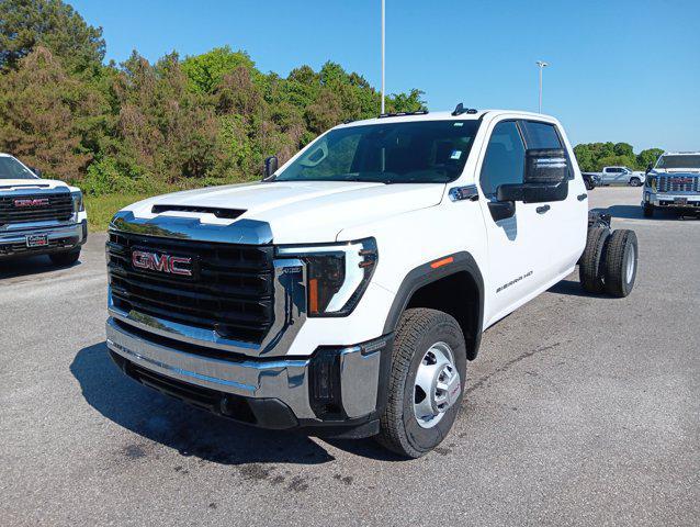 new 2026 GMC Sierra 3500 car, priced at $57,852