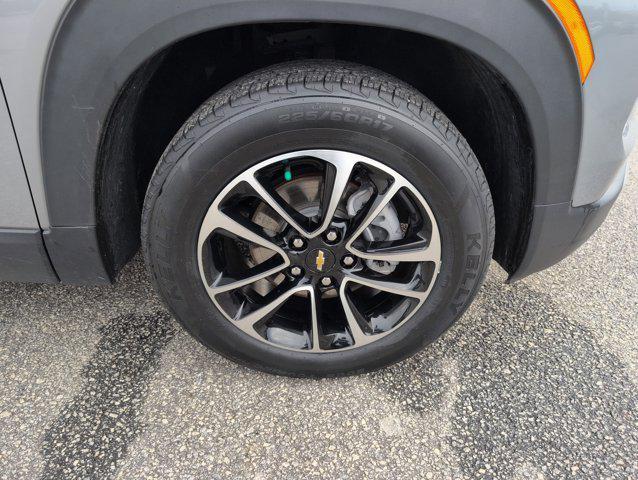 used 2025 Chevrolet TrailBlazer car, priced at $22,990