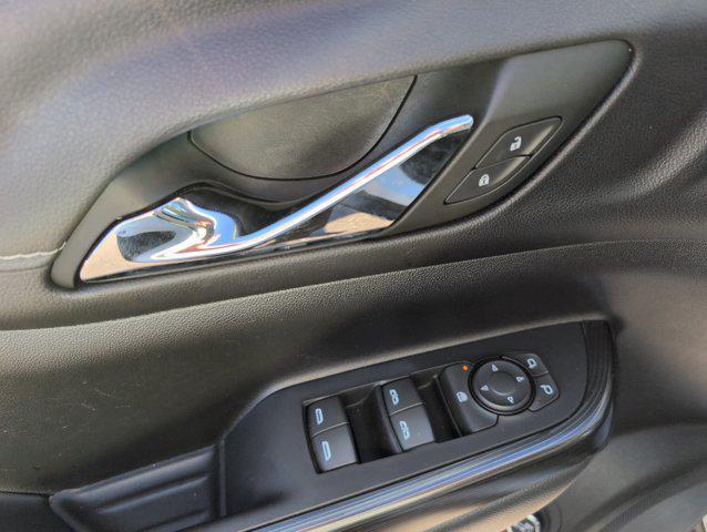 used 2023 GMC Acadia car, priced at $25,990