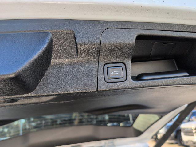 used 2023 GMC Acadia car, priced at $25,990