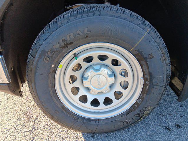 new 2026 GMC Sierra 1500 car, priced at $40,920