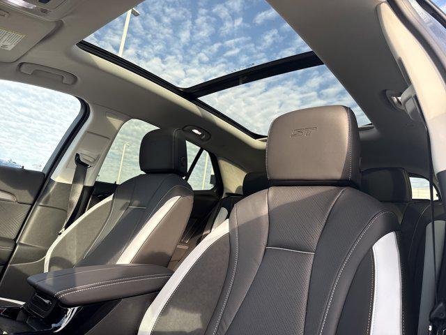 new 2026 Buick Envision car, priced at $46,500