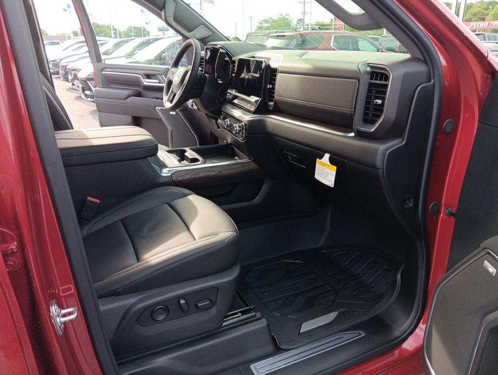 new 2026 GMC Sierra 2500 car, priced at $77,389