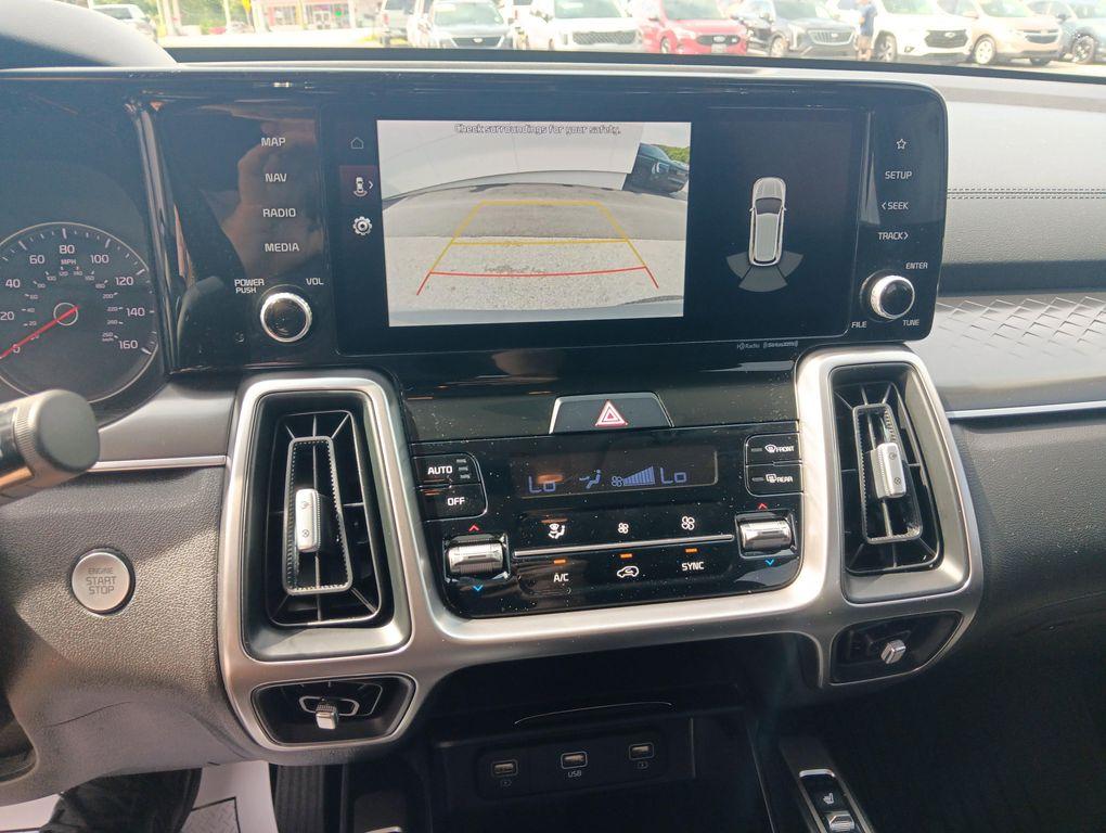 used 2022 Kia Sorento car, priced at $25,889