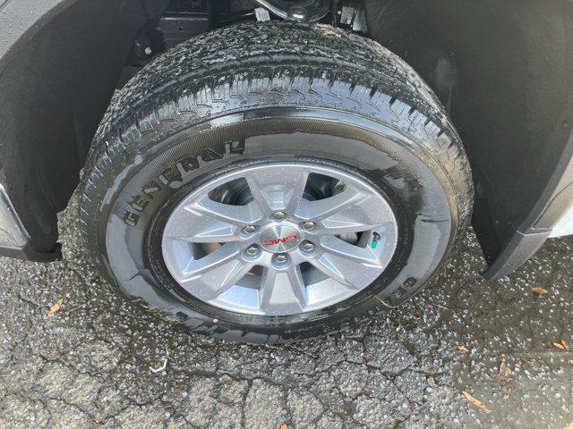 new 2026 GMC Sierra 1500 car, priced at $45,220