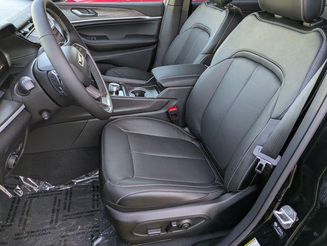 new 2026 Jeep Grand Cherokee L car, priced at $50,543
