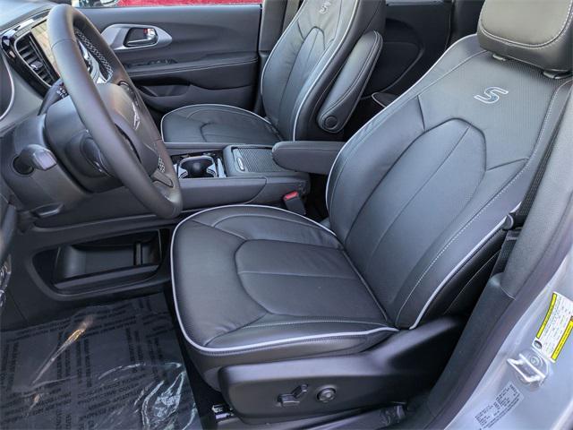 new 2026 Chrysler Pacifica car, priced at $47,214