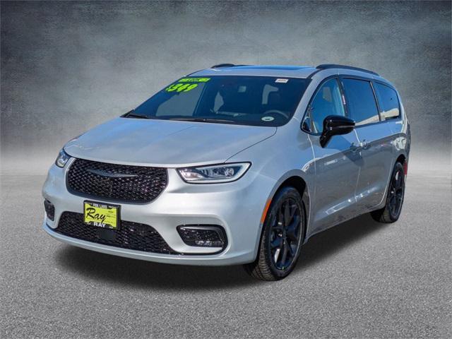 new 2026 Chrysler Pacifica car, priced at $47,214