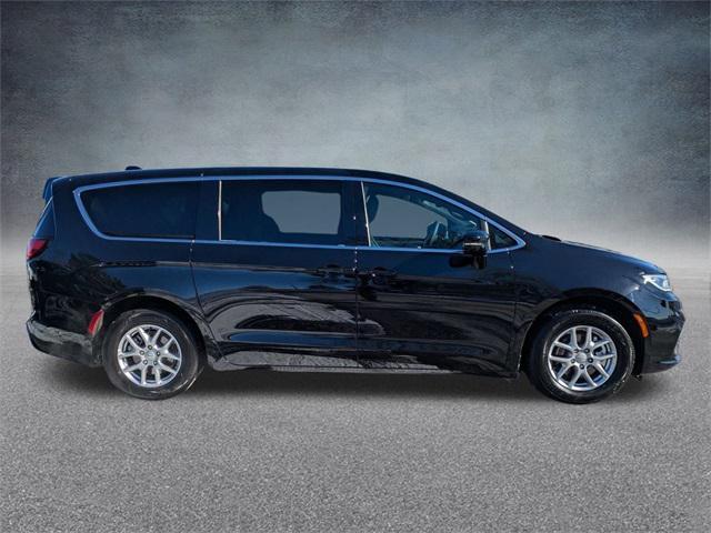 used 2026 Chrysler Pacifica car, priced at $37,990