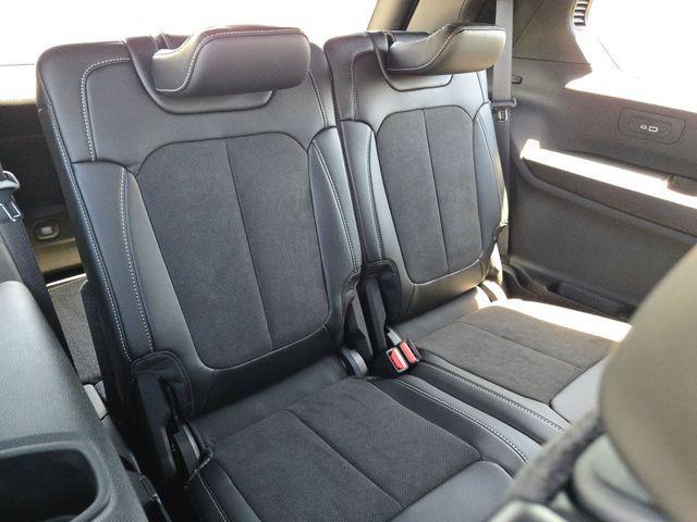 new 2026 Jeep Grand Cherokee L car, priced at $44,914