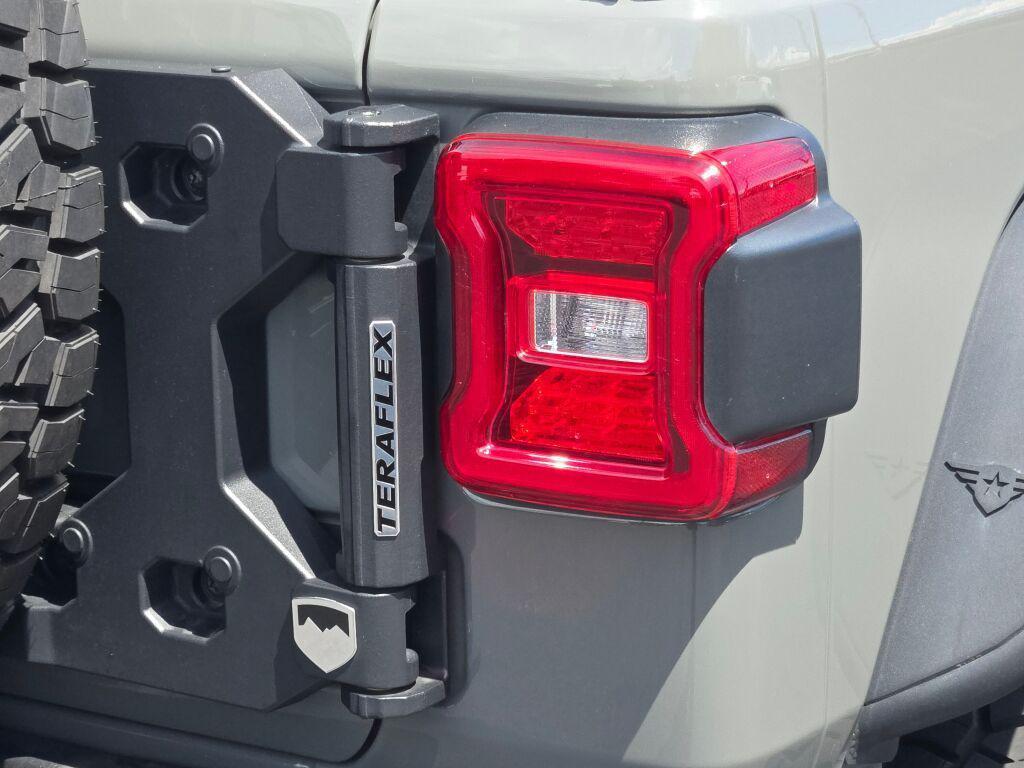 used 2019 Jeep Wrangler car, priced at $25,654