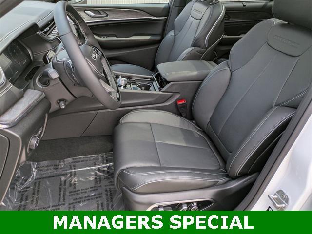 new 2025 Jeep Grand Cherokee L car, priced at $59,990